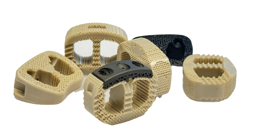 新一代聚醚醚酮（PEEK）脊柱融合器