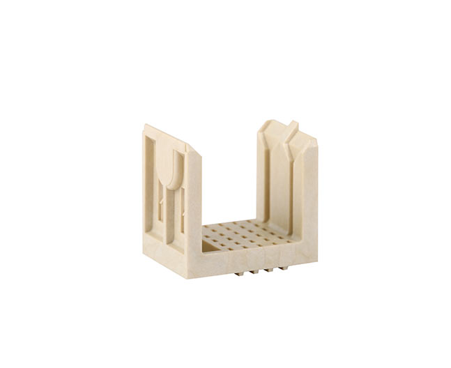 LCP （液晶聚合物）